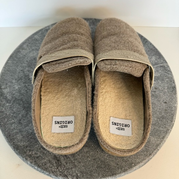 Earth Origins Tan Brown Wool Boston Slip On Clogs Loafers 9 - Picture 2 of 12